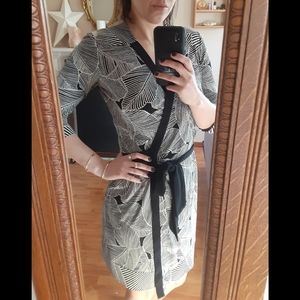 TRISTAN - Made in Canada. Leaf Botanical Print Graphic Wrap Dress